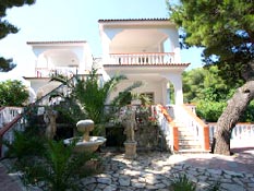 vieste, vieste appartamenti, vieste residence, vieste hotels, vieste vacanza, vieste alloggi, vieste agriturismo, vieste albergo, vieste pensione, vieste casa vacanza, vieste gargano, vieste pugnochiuso, pugnochiuso, gargano, puglia - Le magiche parole per la Tua vacanza a VIESTE